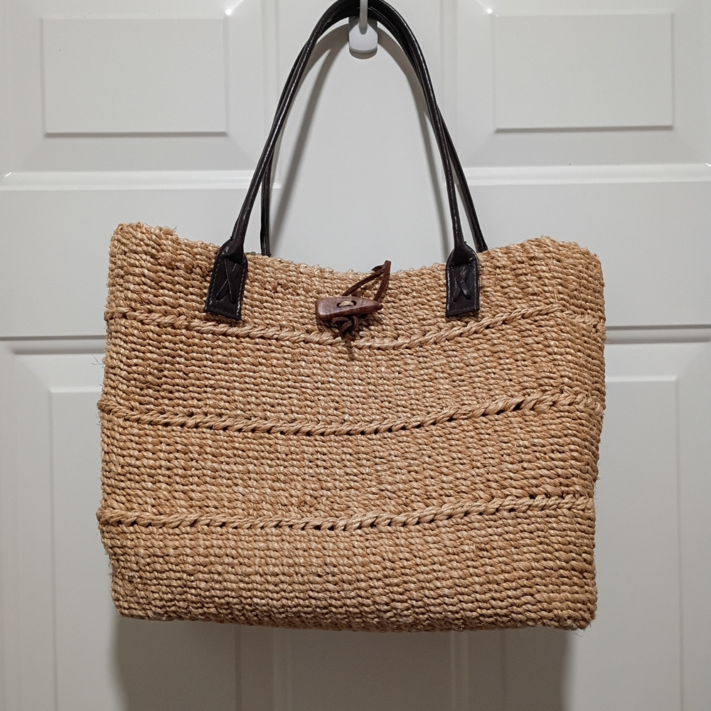 Stylish Tan Woven Tote Bag